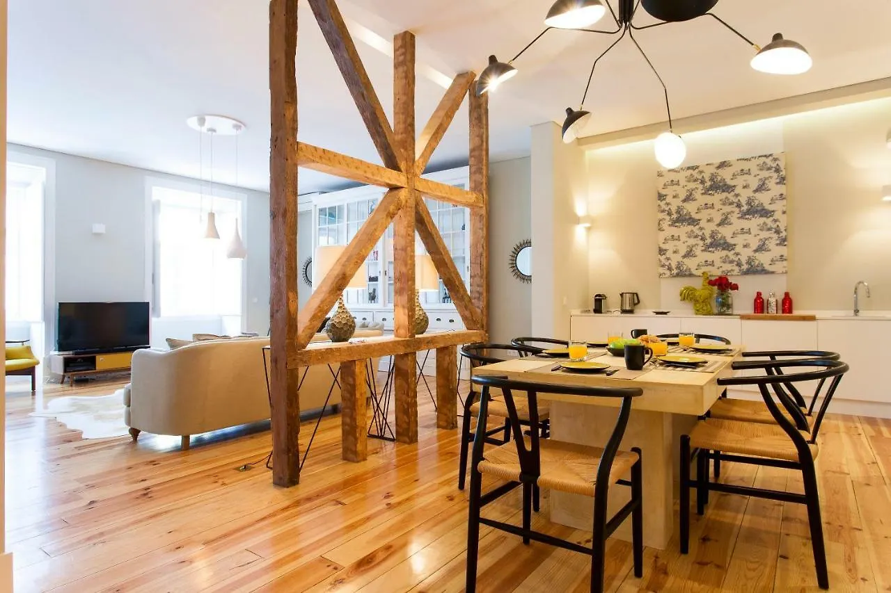 Joivy Deluxe 3Br Apt With Workspace By Figueira Sq And Rossio Subway Lissabon 0*,
